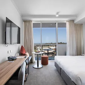 4* Aparthotel Quest On Gordon